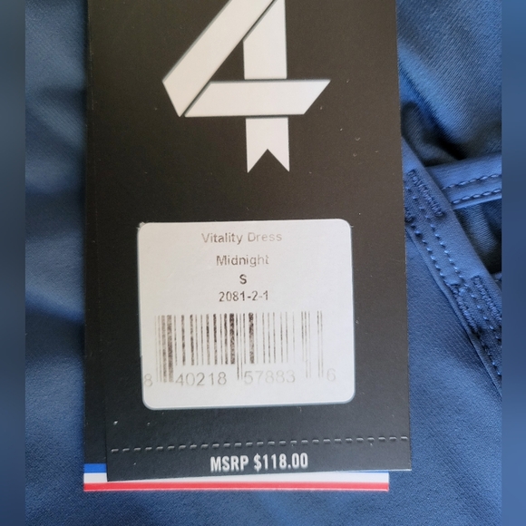 NWT FourLaps Vitality Athleisure Sport Dress Built-in Shorts Midnight Blue Small - Picture 8 of 13